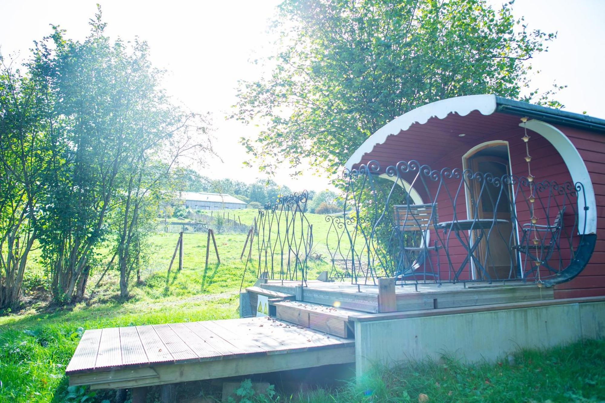 La Tiny House De La Bergerie Villa Lierneux Exterior photo