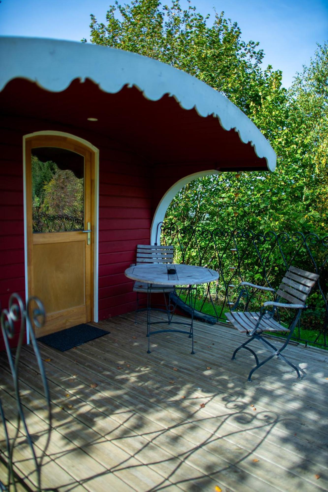 La Tiny House De La Bergerie Villa Lierneux Exterior photo